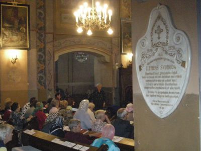 Söndagsgudstjänst i Tjernivtsis katolska katedral.